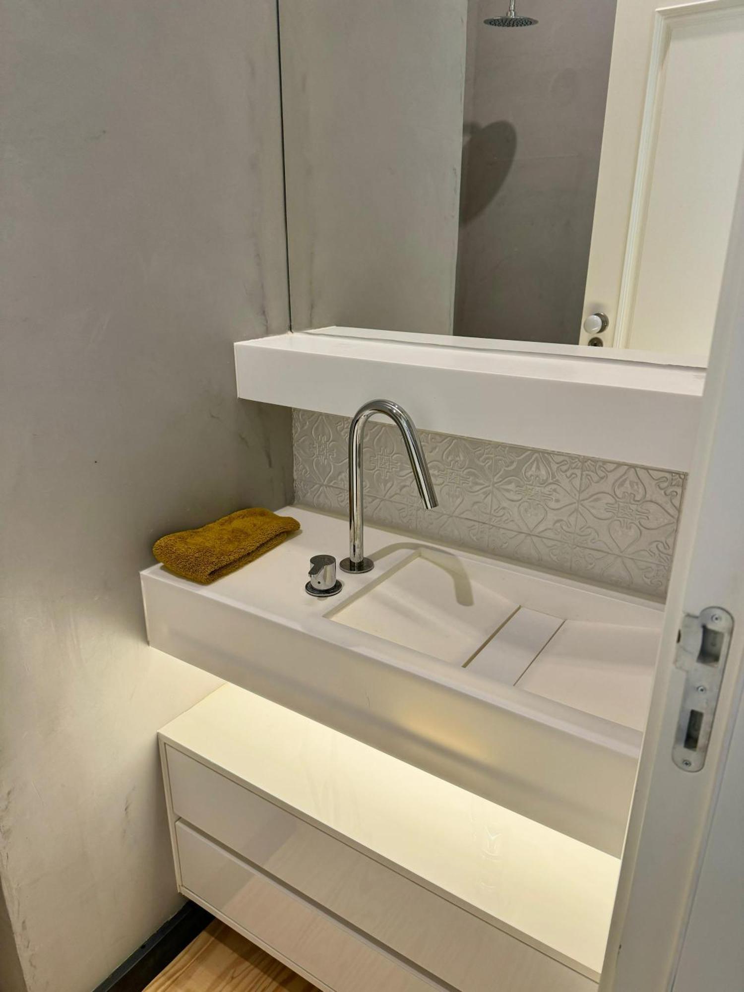 Quarto Na Baixa Wc Privativo Lisboa Eksteriør billede